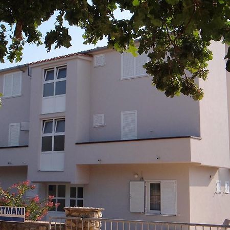 Apartments With A Parking Space Potocnica, Pag - 4096 Stara Novalja Exterior photo